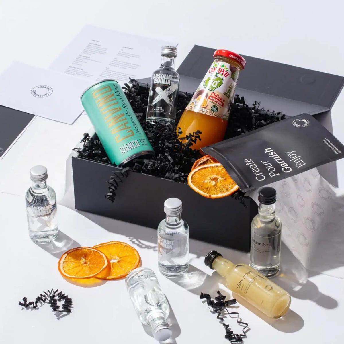Whiskey Gift Sets: A Classic Gift For The Modern Connoisseur | Author Cocktail Connoisseurs | Sociomix