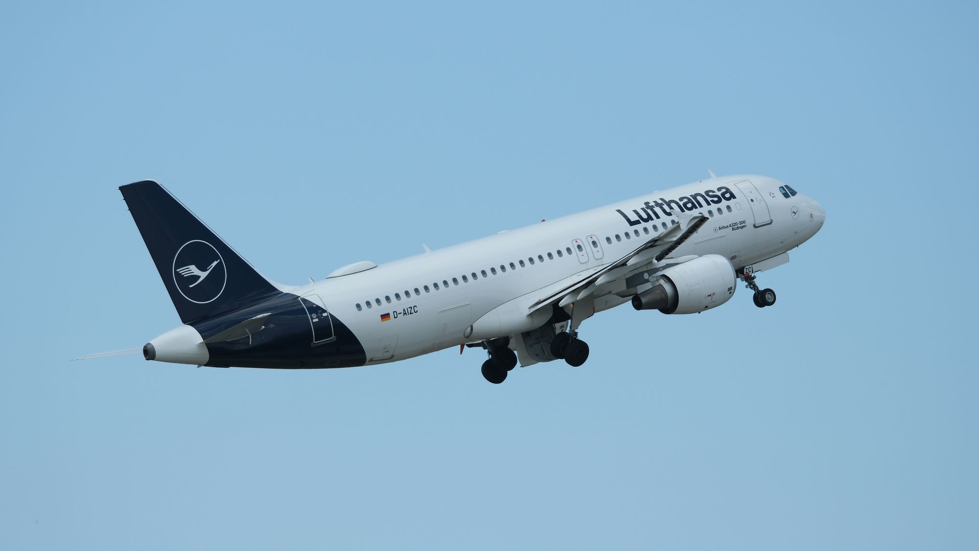 Política de cambios de vuelos de Lufthansa |  +52-800-953-1508