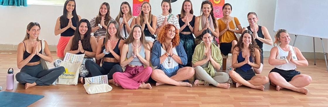 Rishikul Yogshala Rishikesh Cover Image