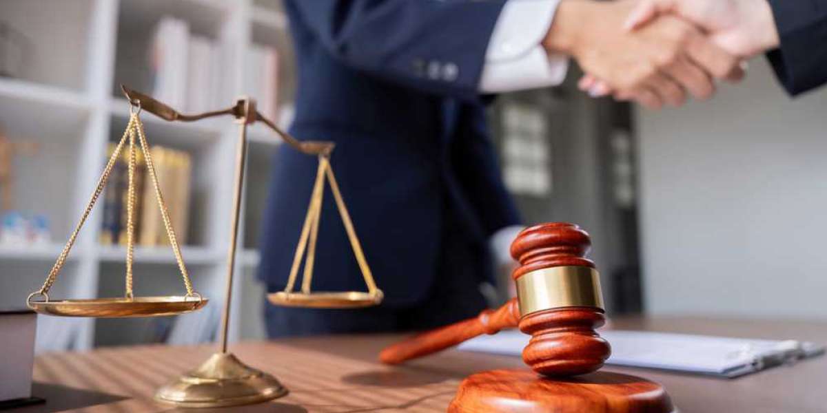 How to Choose The Best Hit & Run Defense Attorney in Los Angeles?