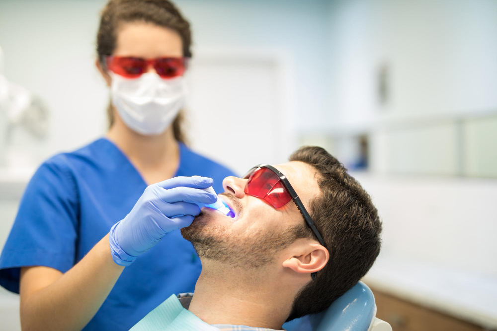 When Is It Time to Consider Cosmetic Dental Services Beyond Teeth Whitening? – AspenGreen Dental Blog