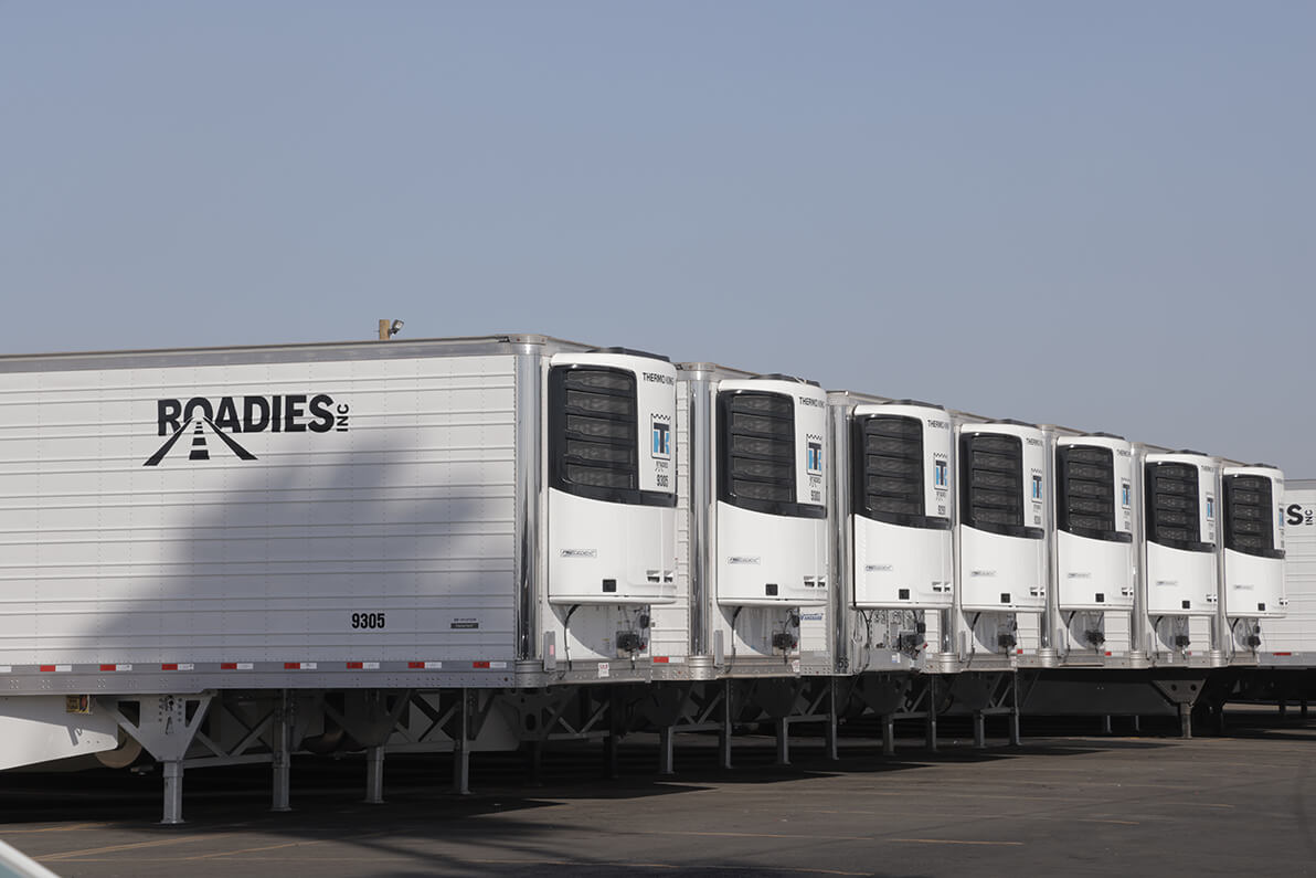 Trailer Company Bakersfield- Trailer Transport & Shipping CA