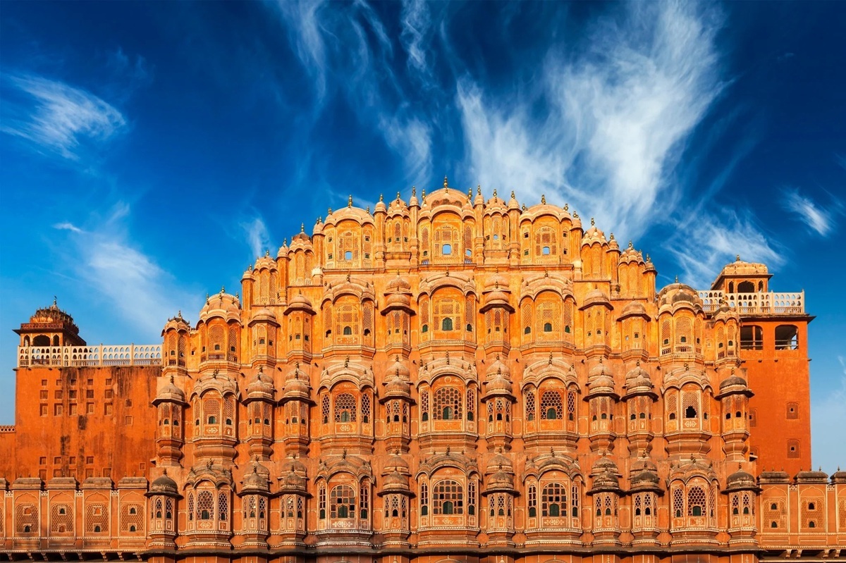 Complete Guide to Choosing the Perfect Rajasthan Family Tour Package
