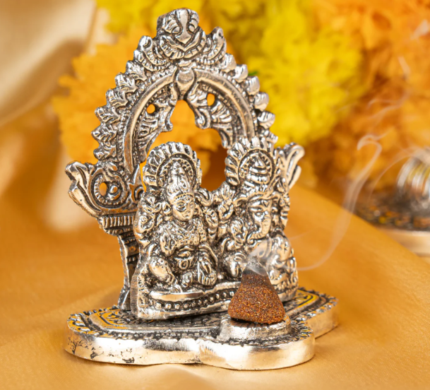 Diwali Hampers That Impress: Perfect Gifts for Family, Friends & Clients