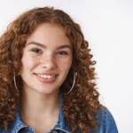 Freya Allan Profile Picture