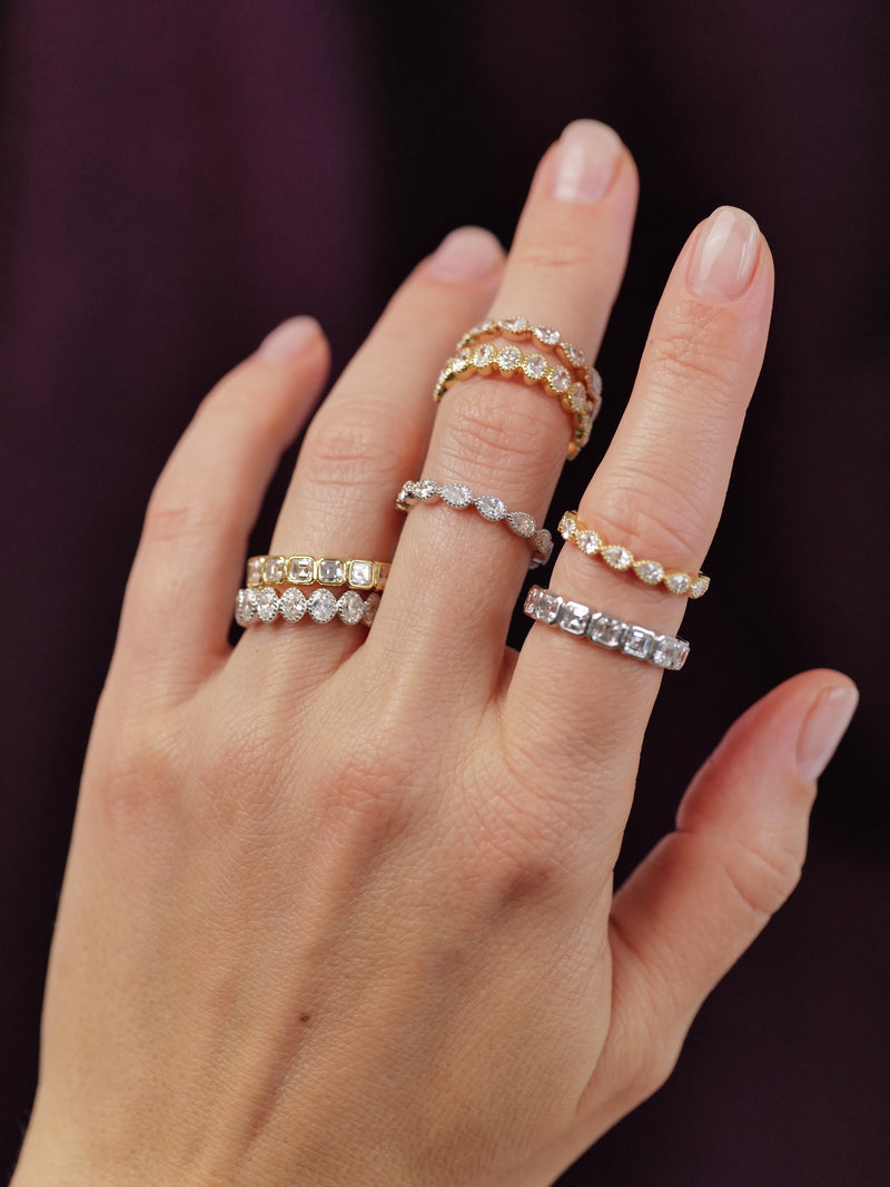 Why The Holidays Are The Best Time to Design Your Own Wedding Rings