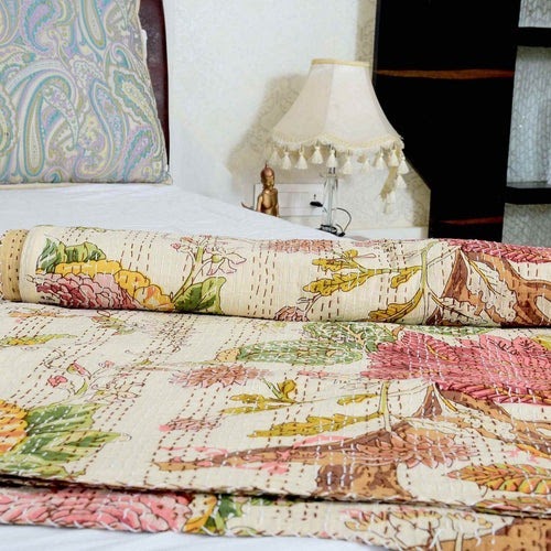 A Simple Guide to Selecting the Best Quilt Cover for Every Season and Style