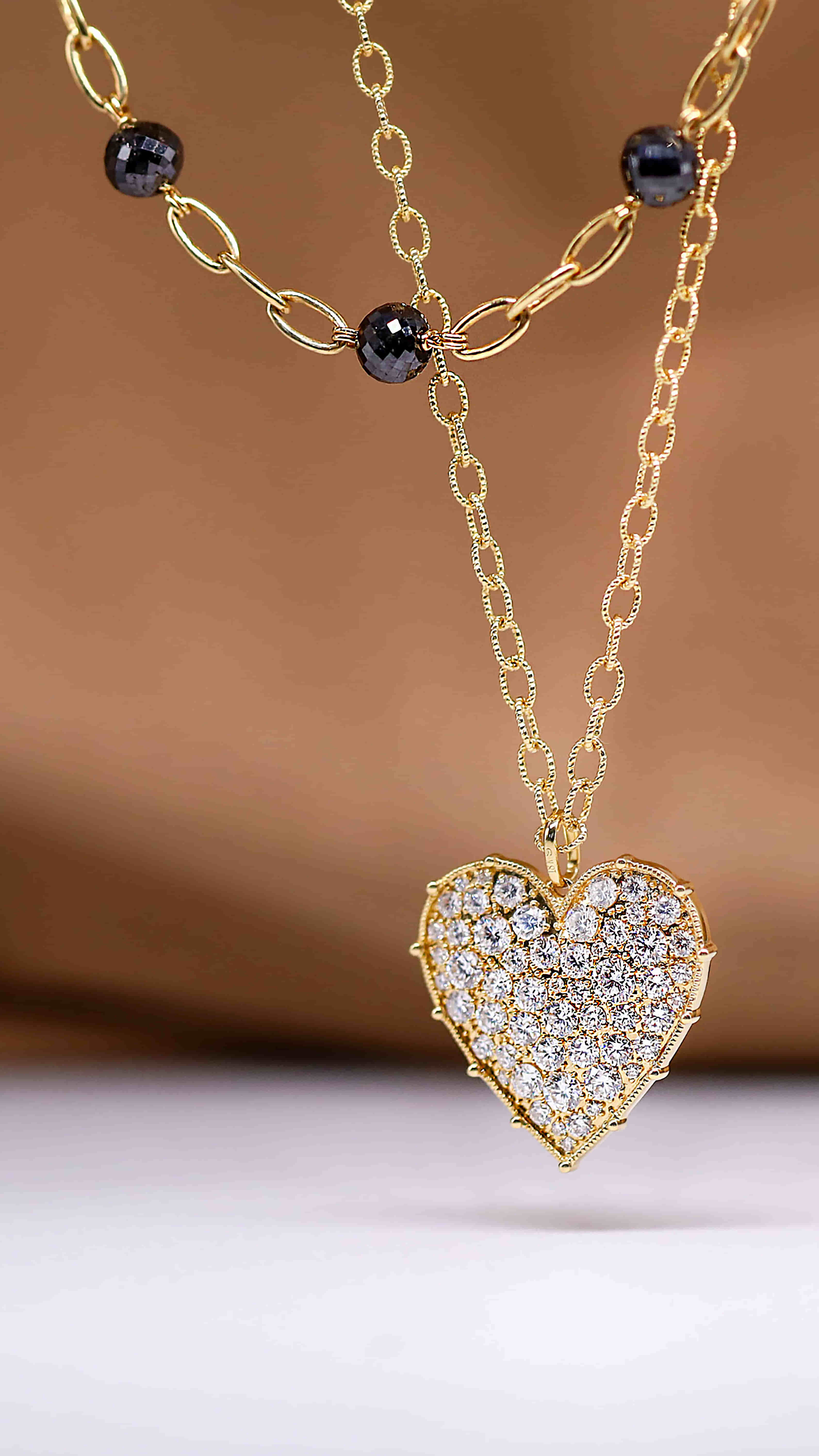 Why Earrings and Bracelets Make a Romantic Valentine Gift