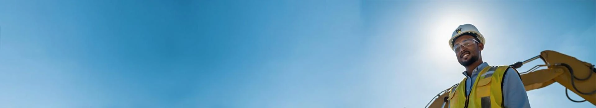 Enhancing Commercial Spaces: The Advantages of Asphalt Paving in UAE