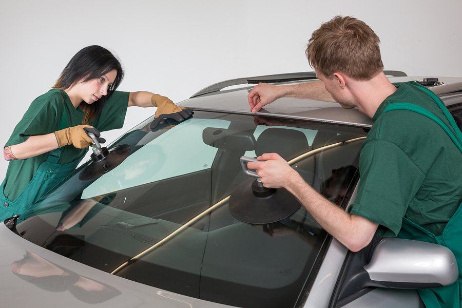 Replace Smashed Car Window Celina | Custom Auto Glass Installation Dallas |Eddy’s Auto Glass Services
