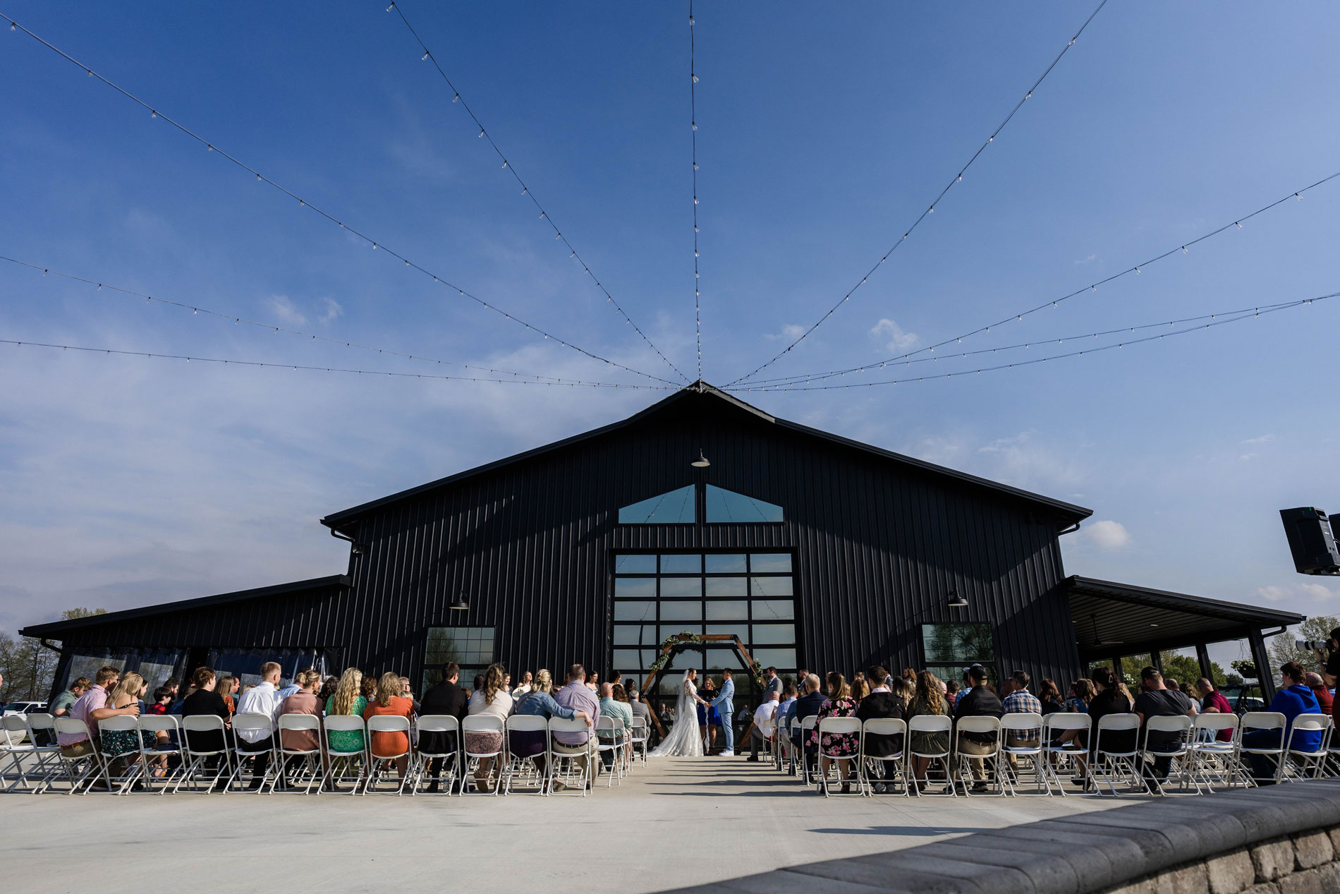 What Matters More Than Price When Choosing a Wedding Venue