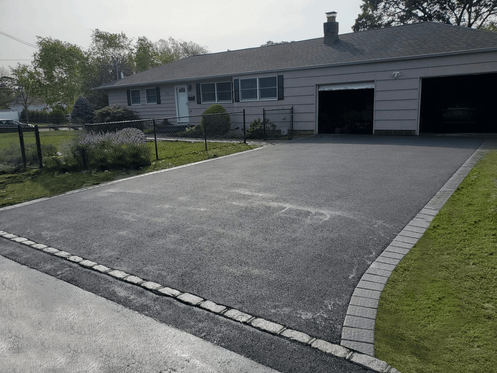 Cobblestone Pavers Edging Long Island & Suffolk County, New York
