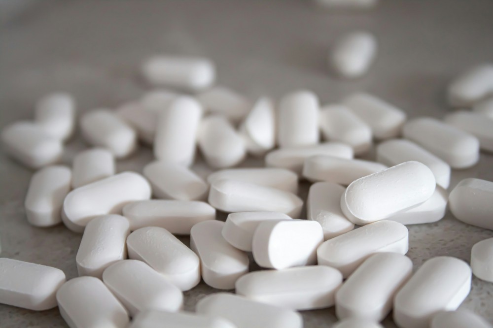 Oxycodone: A Patient's Comprehensive Guide to Safe Use, Side Effects, and Online Acquisition - Rutherford Voice