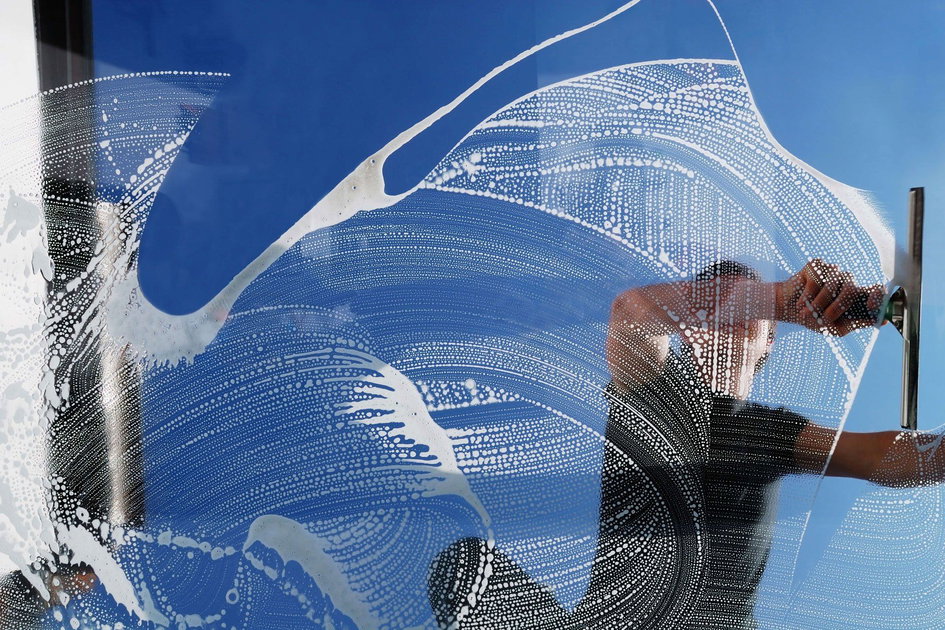 Professional Window Cleaning Service Rochester & Winona, MN | Quality Building Maintenance