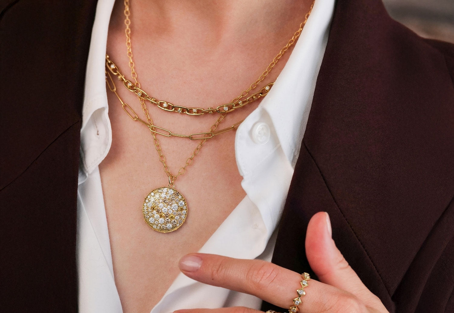 Women’s Gold Diamond Necklace Trends 2026 for Modern Style