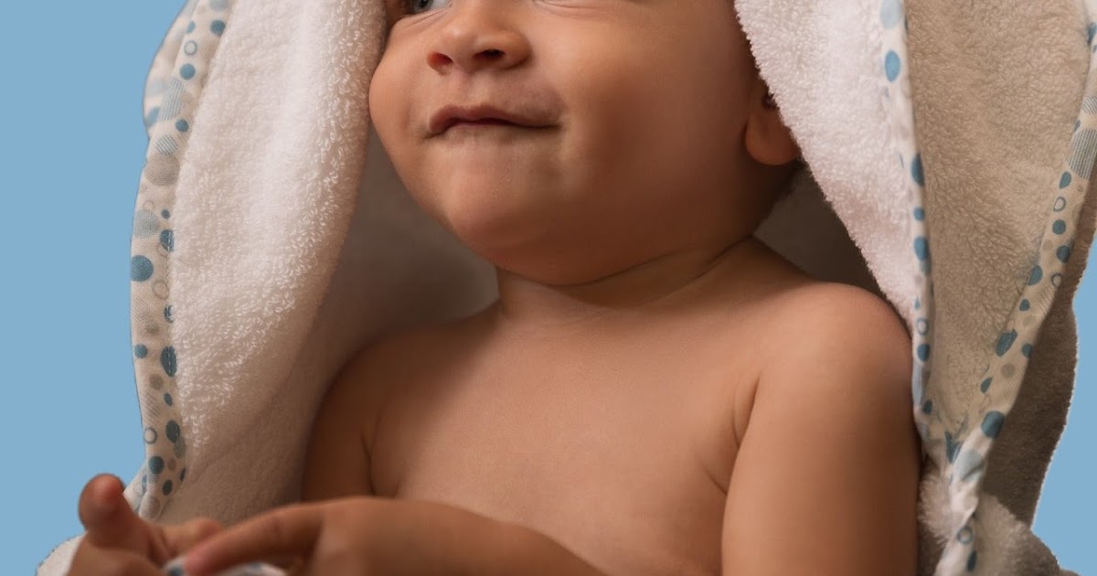 Why a Blue Hooded Towel Is a Must-Have for Your Baby’s Daily Routine