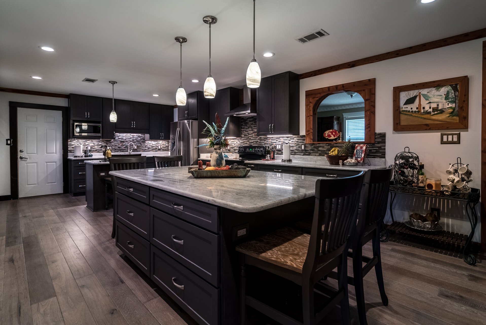Transform Your Home With a Custom Kitchen Cabinet Solution